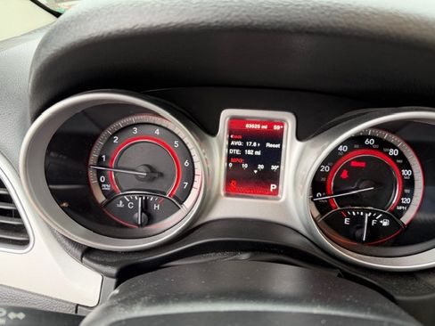 Used 2017 Dodge Journey SXT w/ Premium Group image 11