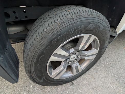 Used 2016 Chevrolet Colorado LT w/ Luxury Package, Chrome image 13