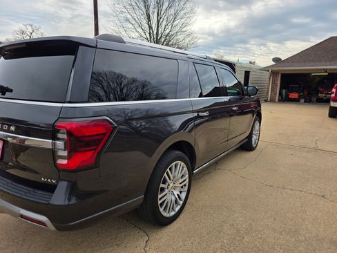 Used 2024 Ford Expedition Max Limited image 6