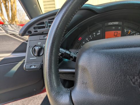 Used 1995 Chevrolet Corvette Coupe image 15