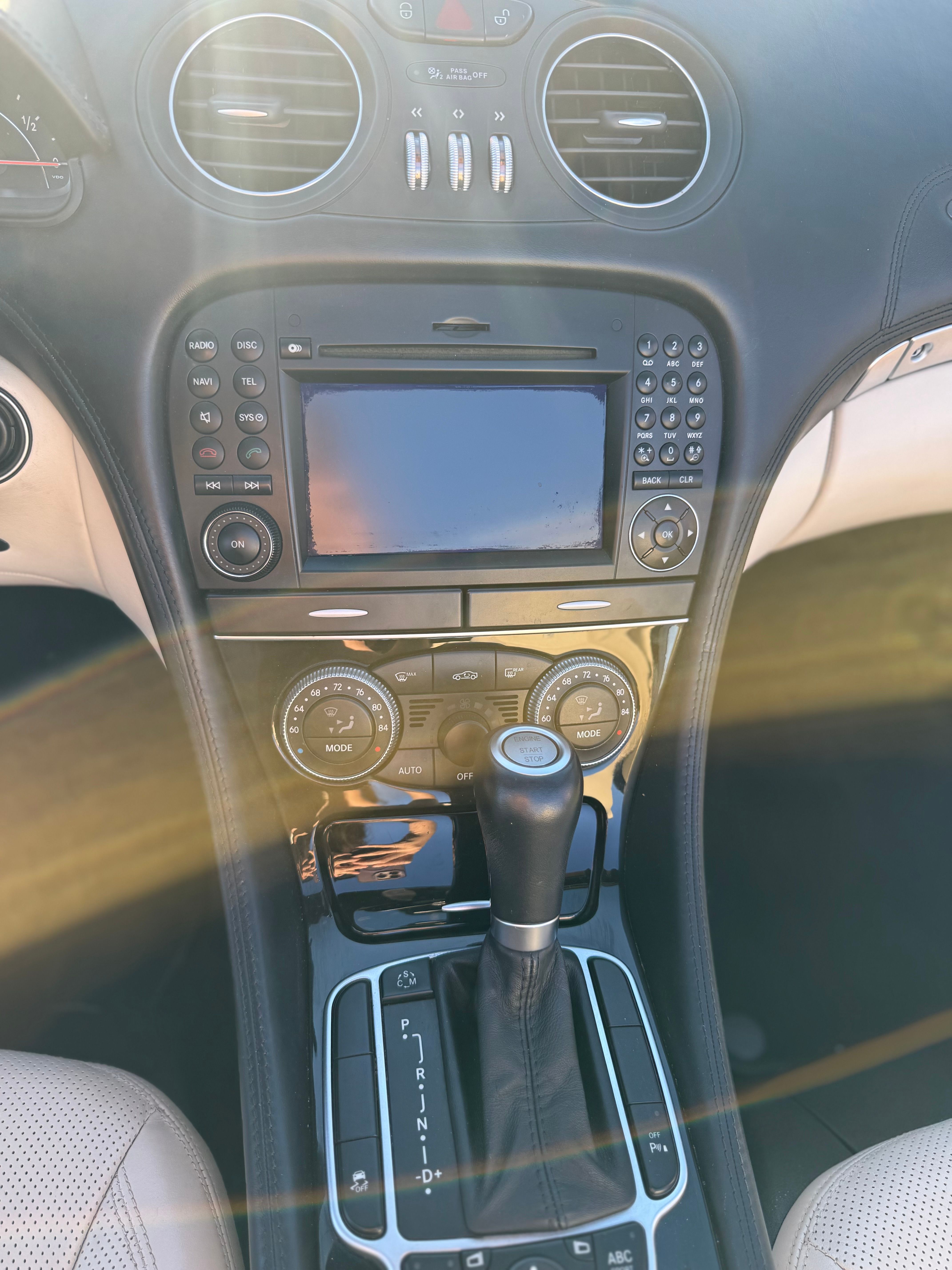 Used 2012 Mercedes-Benz SL 550 w/ SL Wheel Pkg image 16