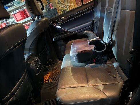 Used 2022 Lexus GX 460 w/ Black Line Special Edition image 12