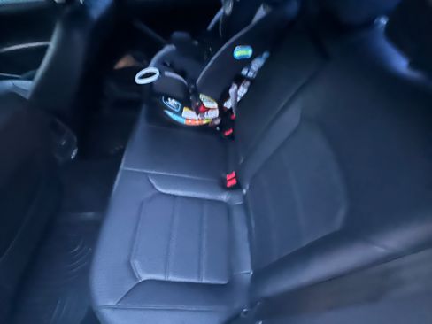 Used 2019 Volkswagen Passat 2.0T Wolfsburg image 6