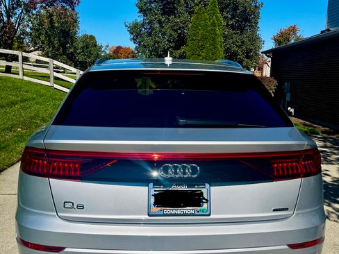 Used 2019 Audi Q8 Prestige AWD/4WD image 10
