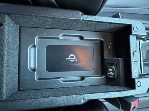 Used 2017 Toyota Mirai image 12