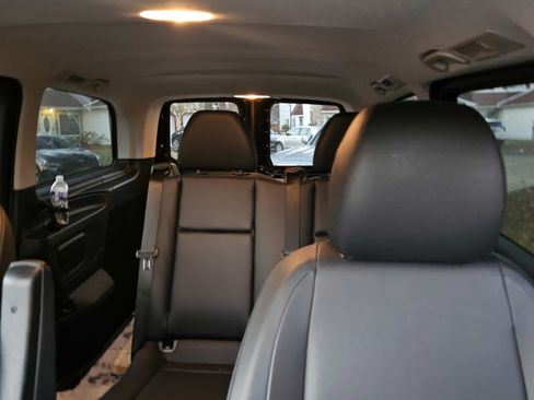 Used 2019 Mercedes-Benz Metris Passenger image 13