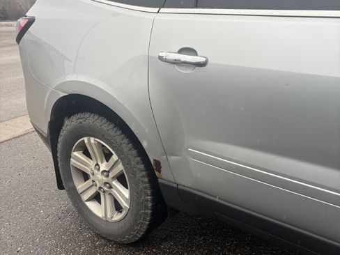 Used 2013 Chevrolet Traverse LT image 5