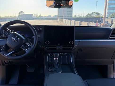 Used 2026 Lexus GX 550 w/ Accessory Package (2T) image 20