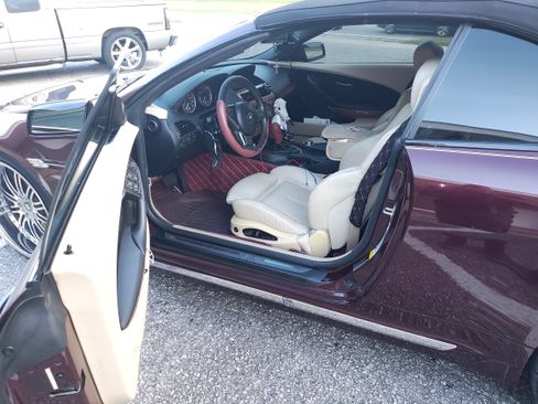 Used 2006 BMW 650i Convertible image 10