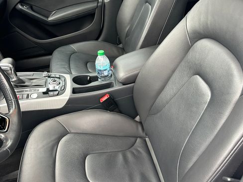 Used 2016 Audi A4 2.0T Premium image 9