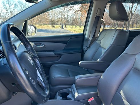 Used 2014 Honda Odyssey EX-L image 9