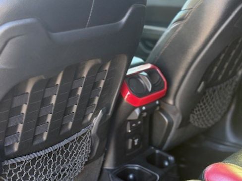 Used 2020 Jeep Wrangler Unlimited Rubicon image 18