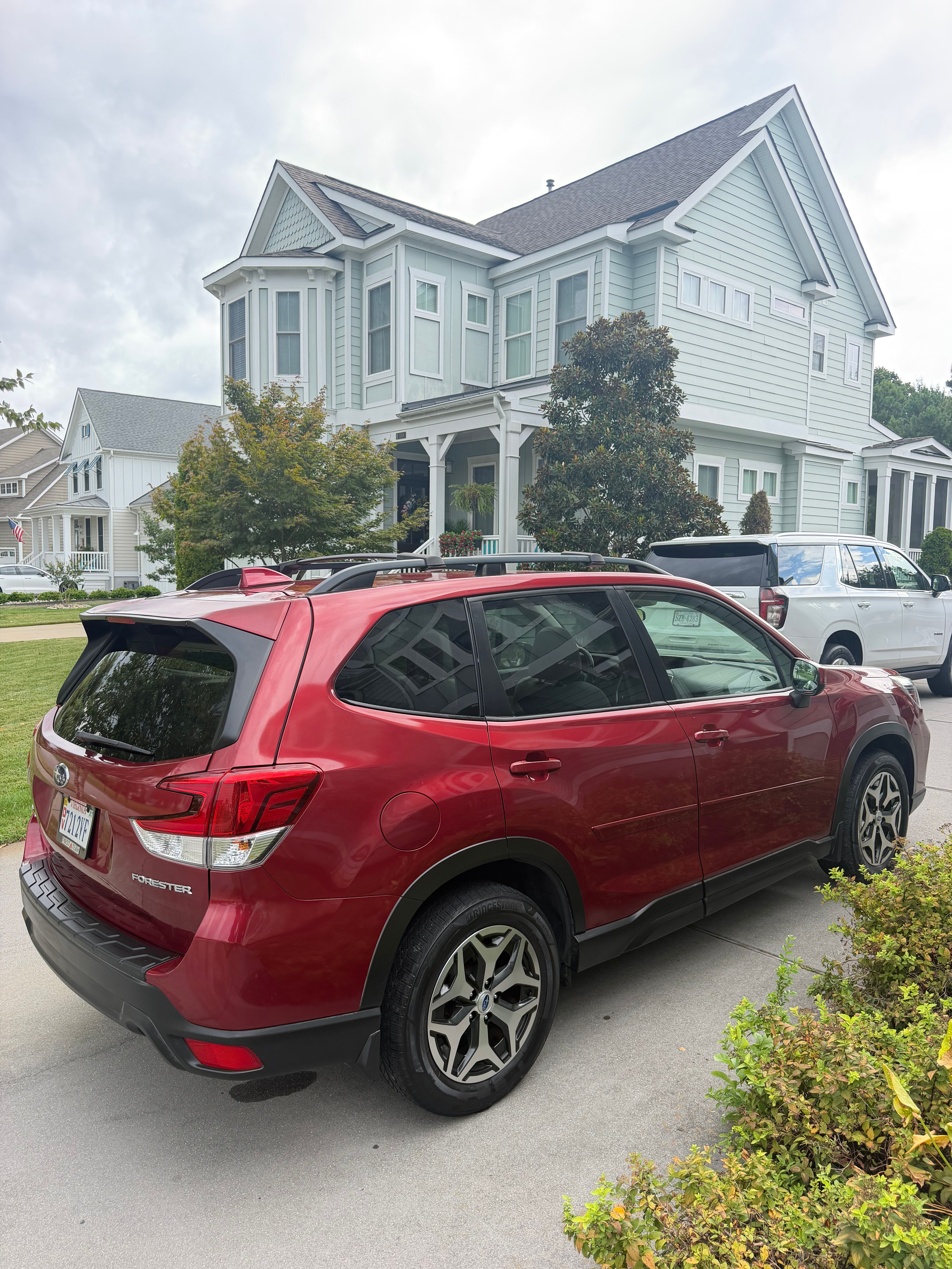 Used 2019 Subaru Forester Premium AWD/4WD image 5