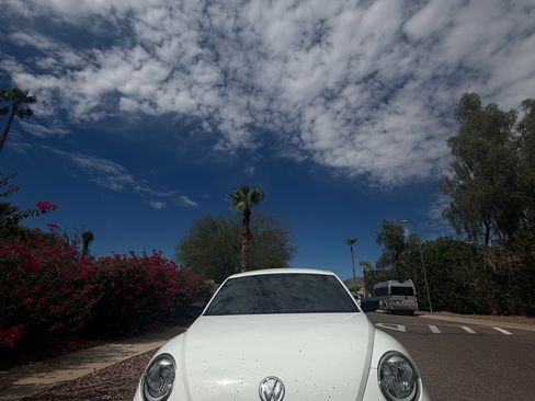 Used 2017 Volkswagen Beetle 1.8T S FWD image 15