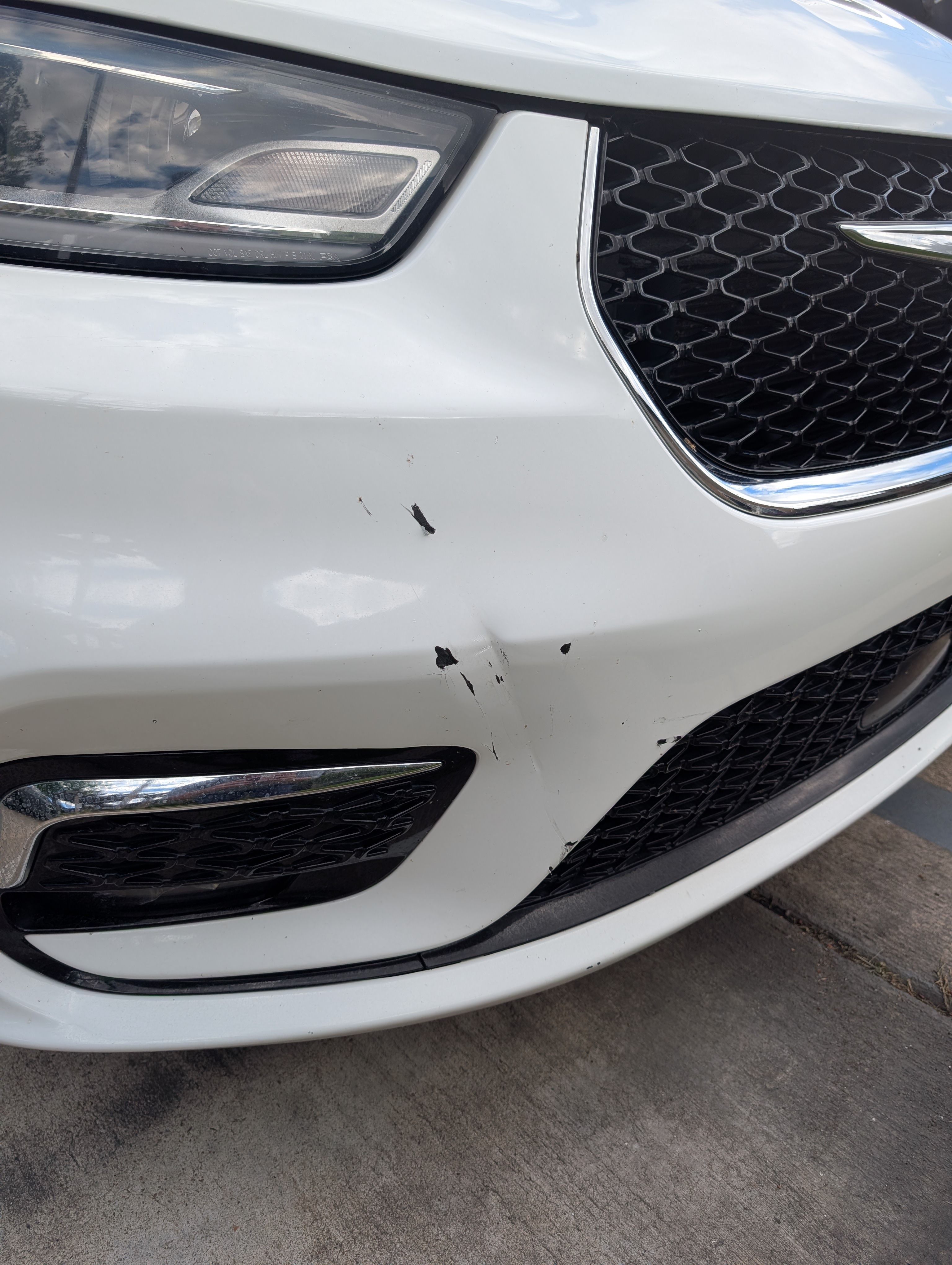 Used 2022 Chrysler Pacifica Touring-L FWD image 8