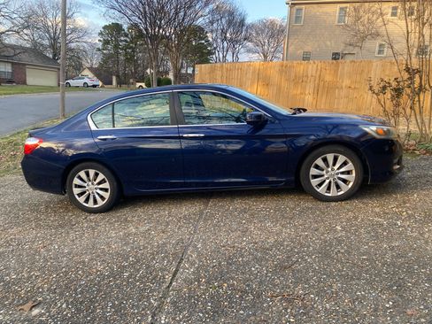 Used 2014 Honda Accord EX-L image 2