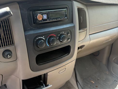 Used 2004 Dodge Ram 1500 Truck SLT w/ Big Horn Quad Cab Value Group AWD/4WD image 11