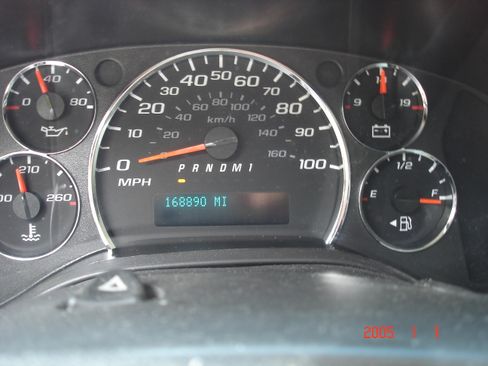 Used 2013 Chevrolet Express 2500 RWD image 2