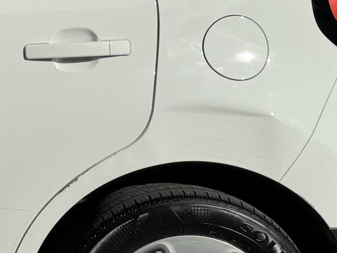 Used 2015 Kia Soul EV image 8