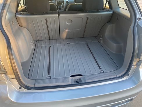 Used 2005 Toyota Matrix XR image 9