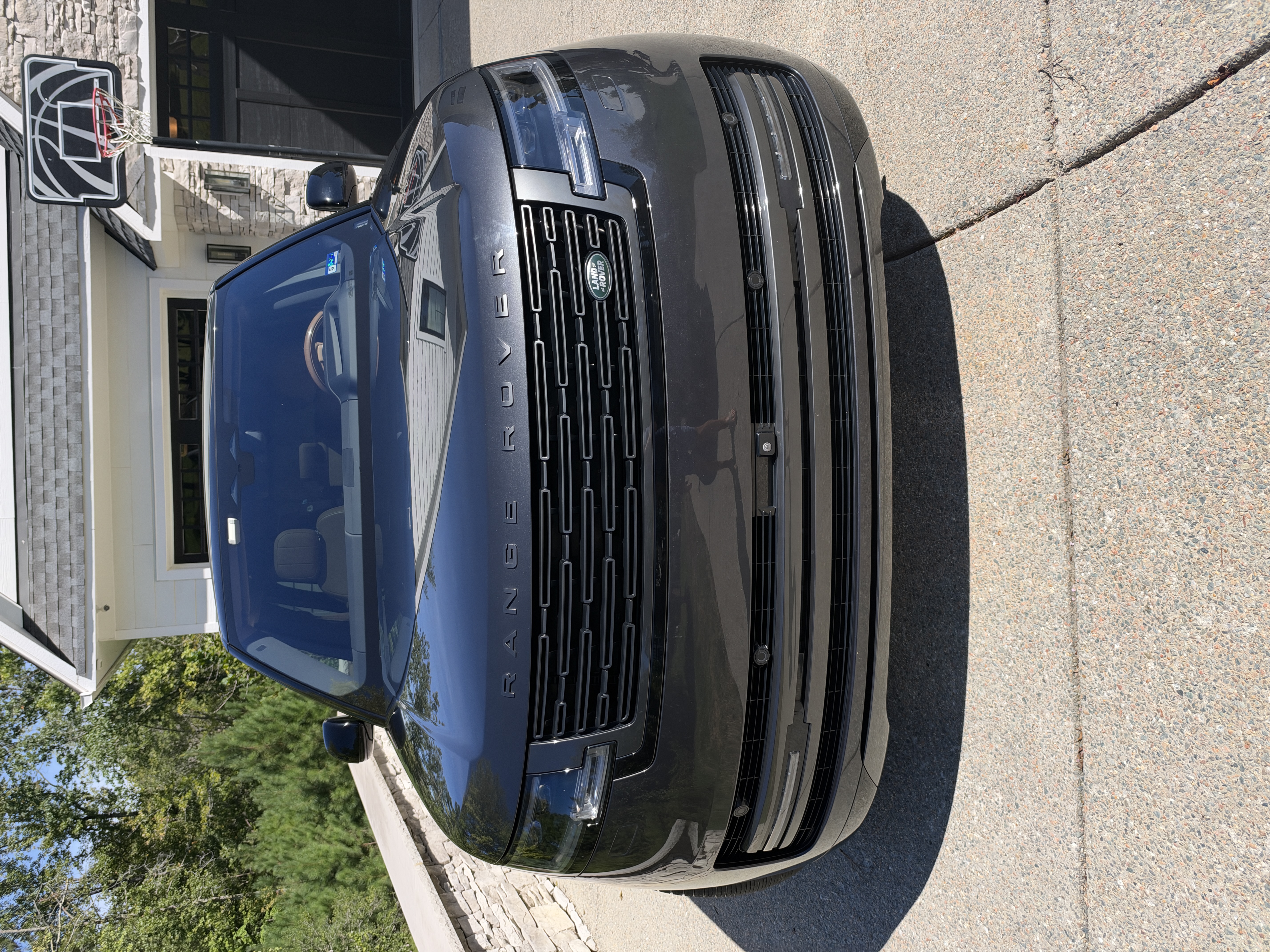 Used 2023 Land Rover Range Rover SE AWD/4WD image 4