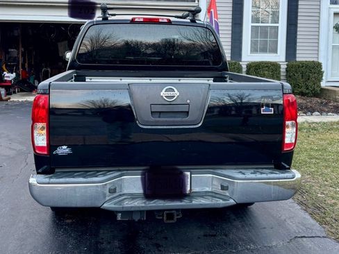 Used 2012 Nissan Frontier SL w/ Moonroof Pkg image 14