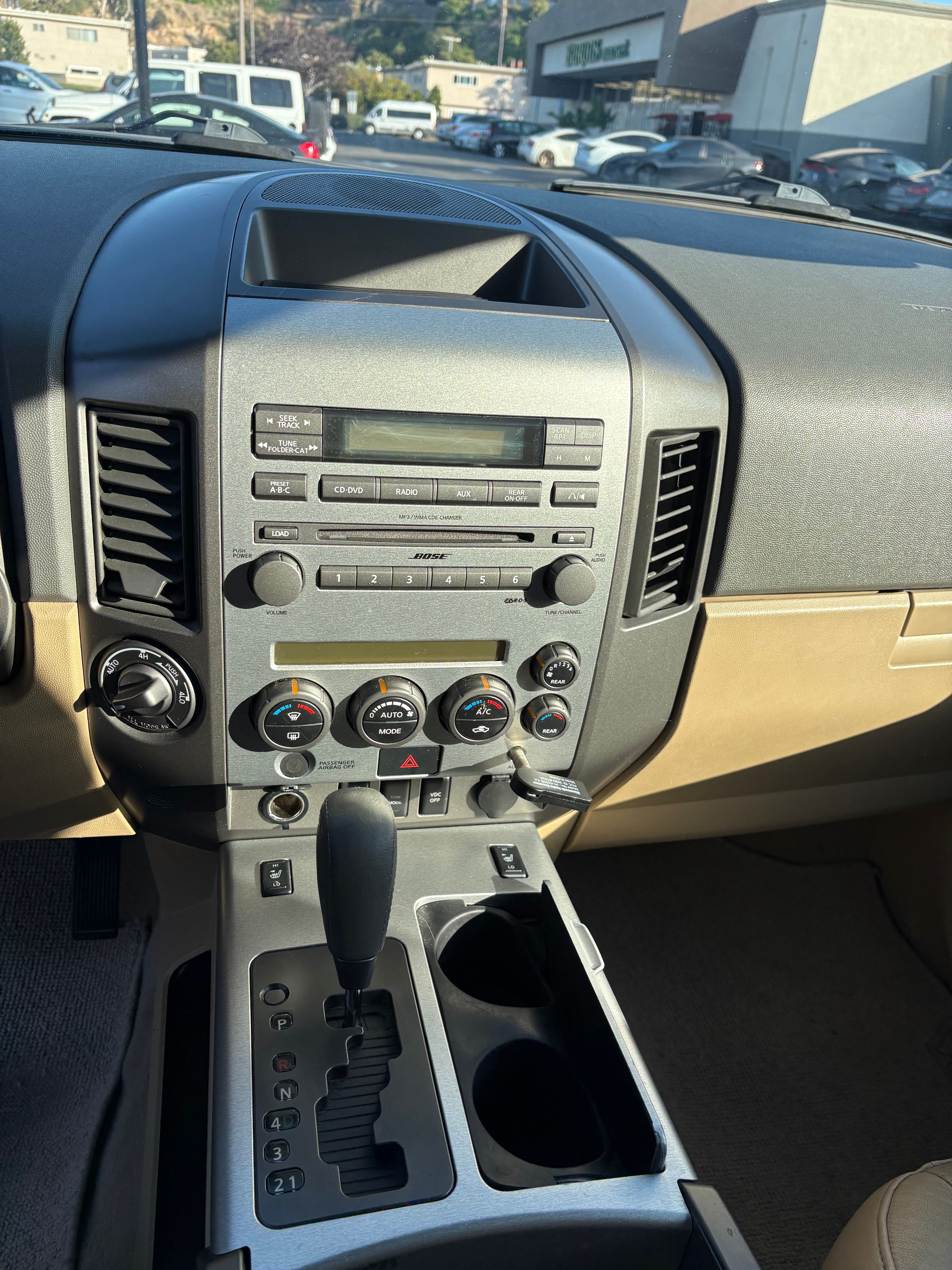 Used 2007 Nissan Armada LE AWD/4WD image 11