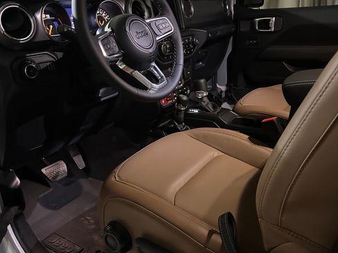 Used 2023 Jeep Wrangler Rubicon w/ Steel Bumper Group image 1