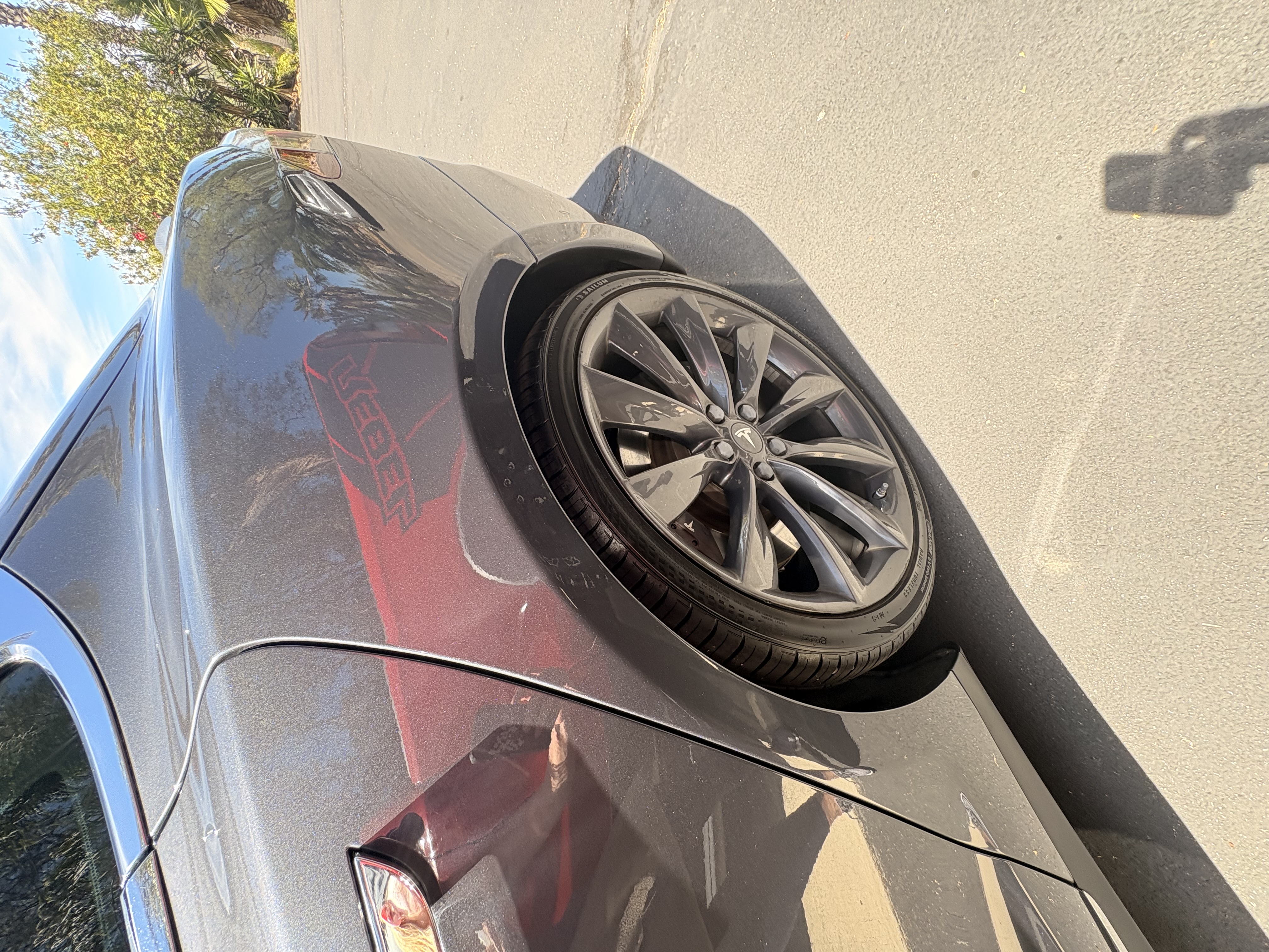 Used 2015 Tesla Model S 90D AWD/4WD image 15