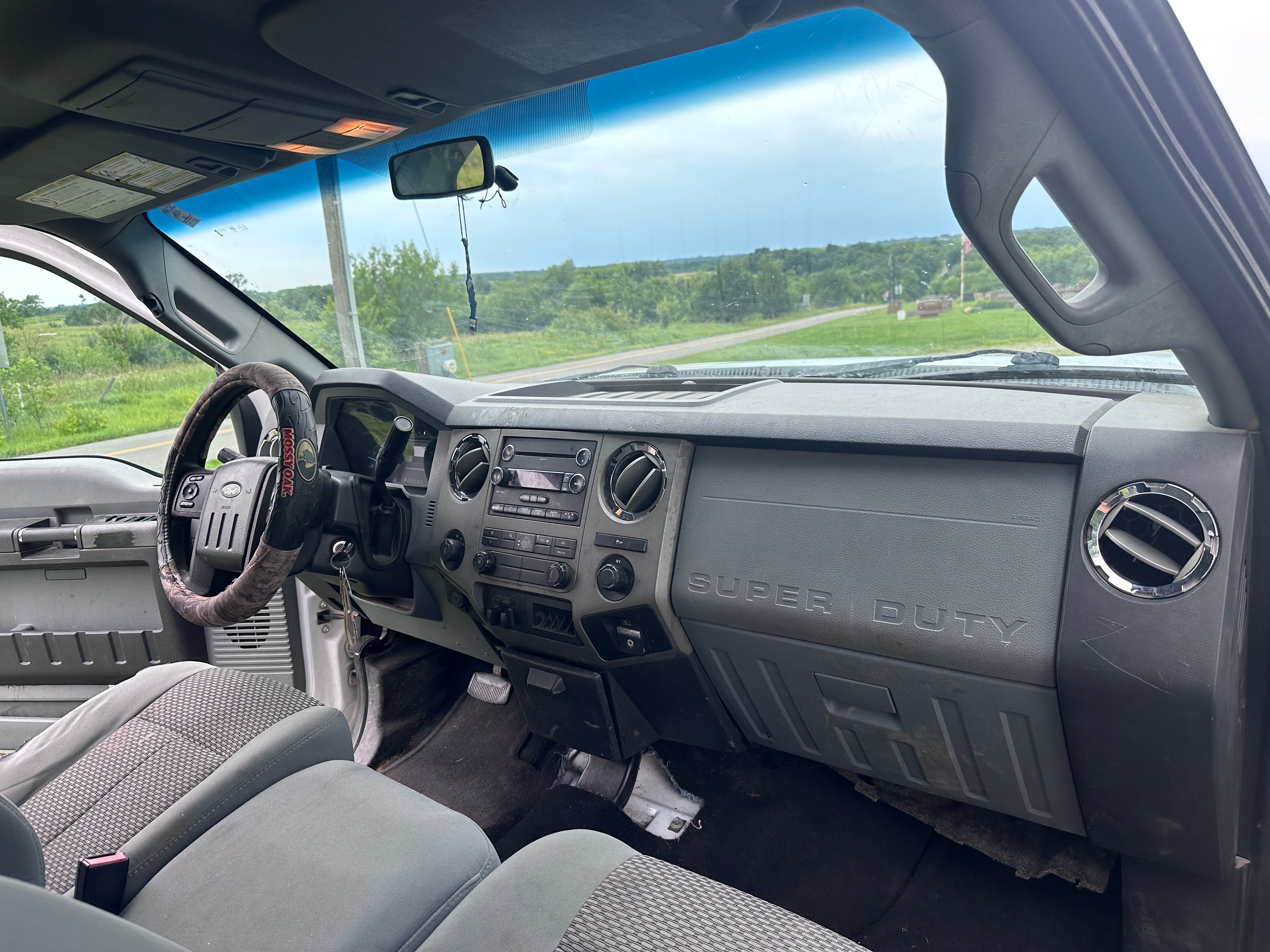 Used 2011 Ford F250 XLT w/ XLT Interior Pkg AWD/4WD image 19