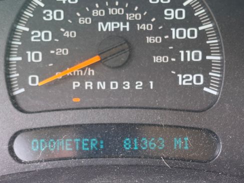 Used 2006 Chevrolet Silverado 2500 LT w/ Snow Plow Prep Package AWD/4WD image 5