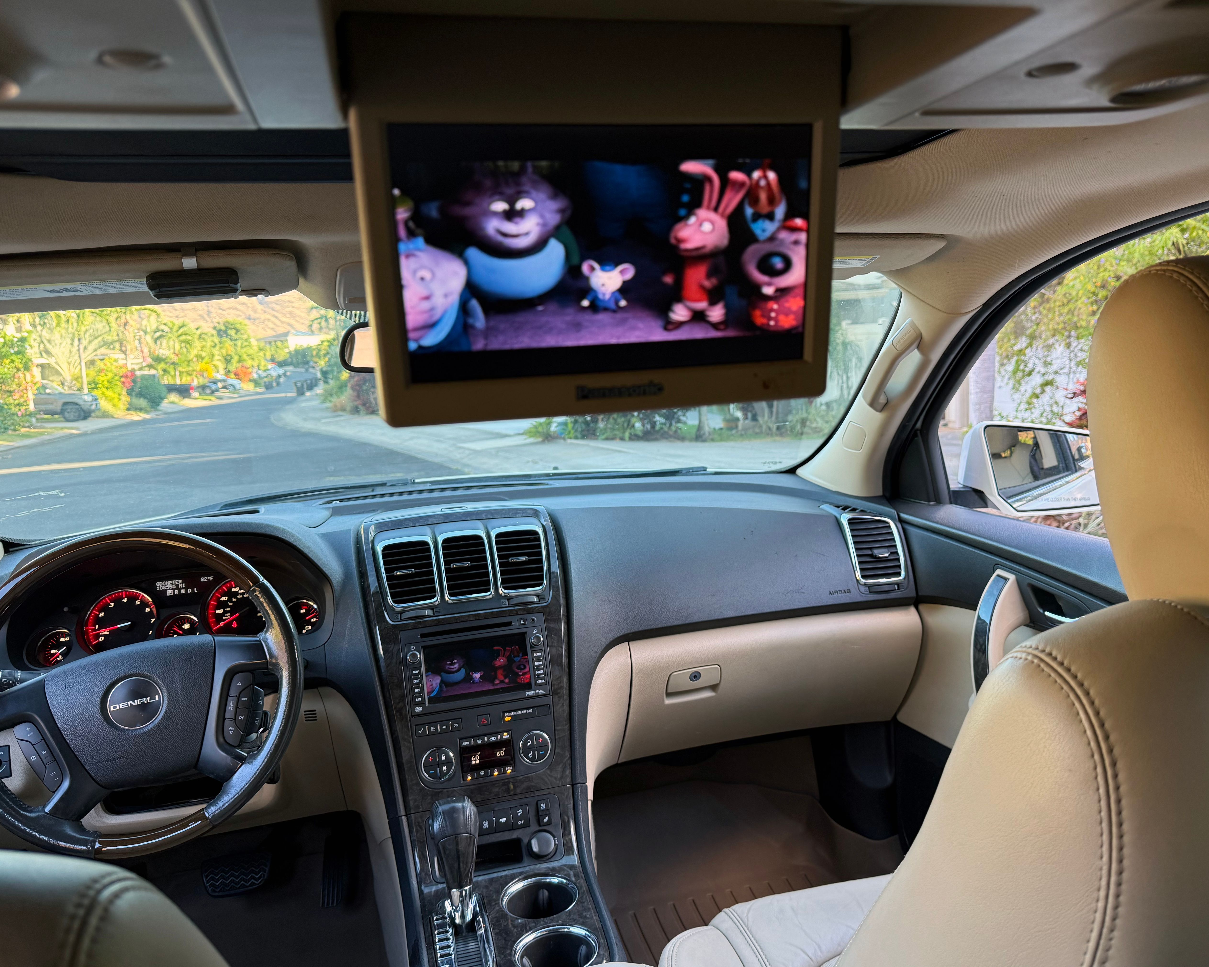 Used 2012 GMC Acadia Denali AWD/4WD image 16