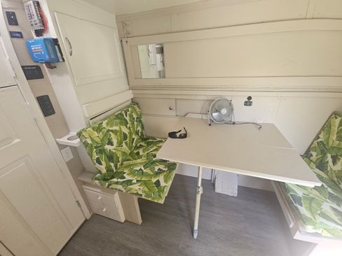 Used 2008 Chevrolet Express 3500 image 8