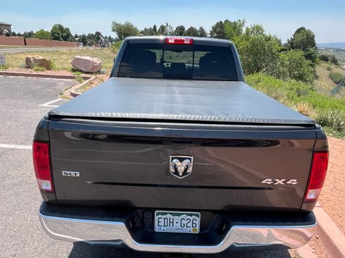 Used 2019 RAM 1500 Classic SLT AWD/4WD image 5