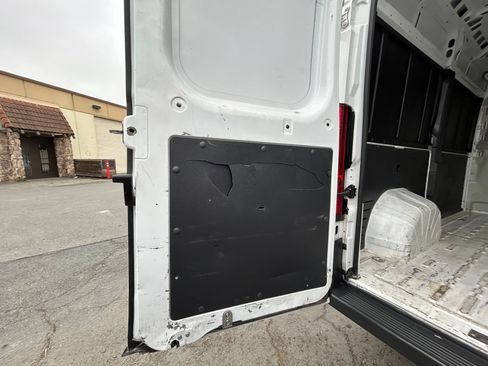 Used 2018 RAM ProMaster 2500 image 10