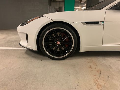 Used 2018 Jaguar F-TYPE 2.0 296 HP Coupe 2D image 6