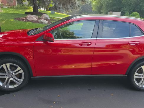 Used 2015 Mercedes-Benz GLA 250 4MATIC image 4