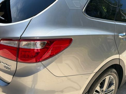 Used 2015 Hyundai Santa Fe Limited w/ Option Group 04 FWD image 6