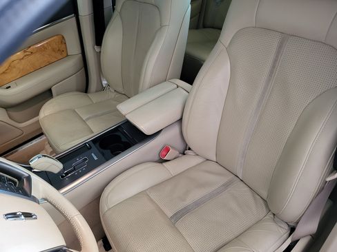 Used 2009 Lincoln MKS AWD image 10