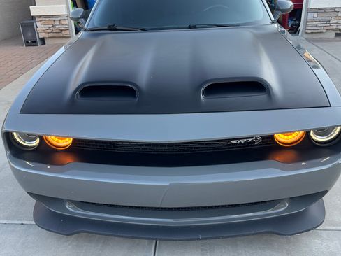 Used 2019 Dodge Challenger SRT Hellcat Redeye image 5