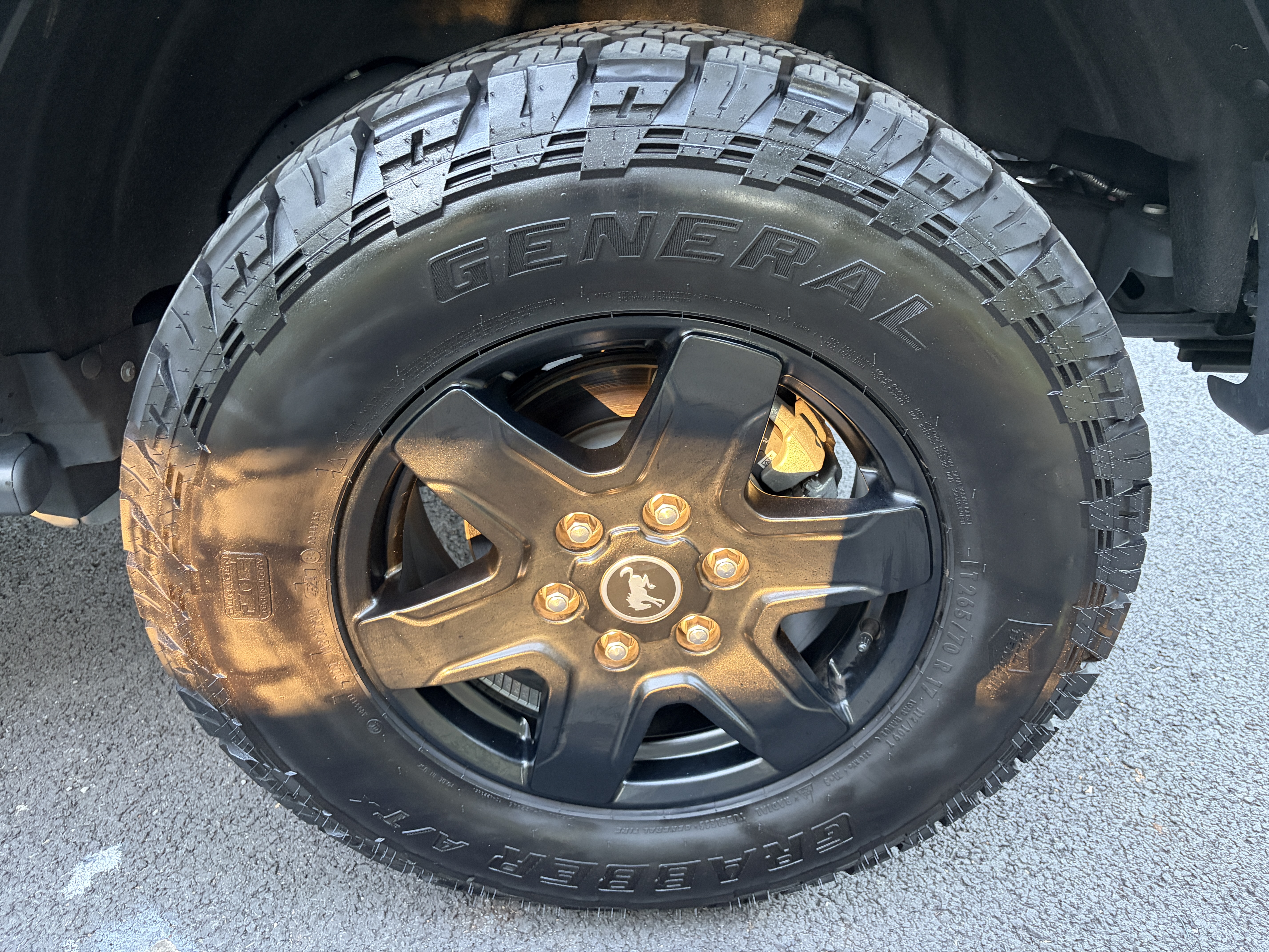 Used 2024 Ford Bronco Black Diamond AWD/4WD image 22