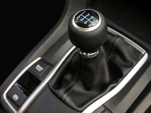 Used 2017 Honda Civic EX-T image 7