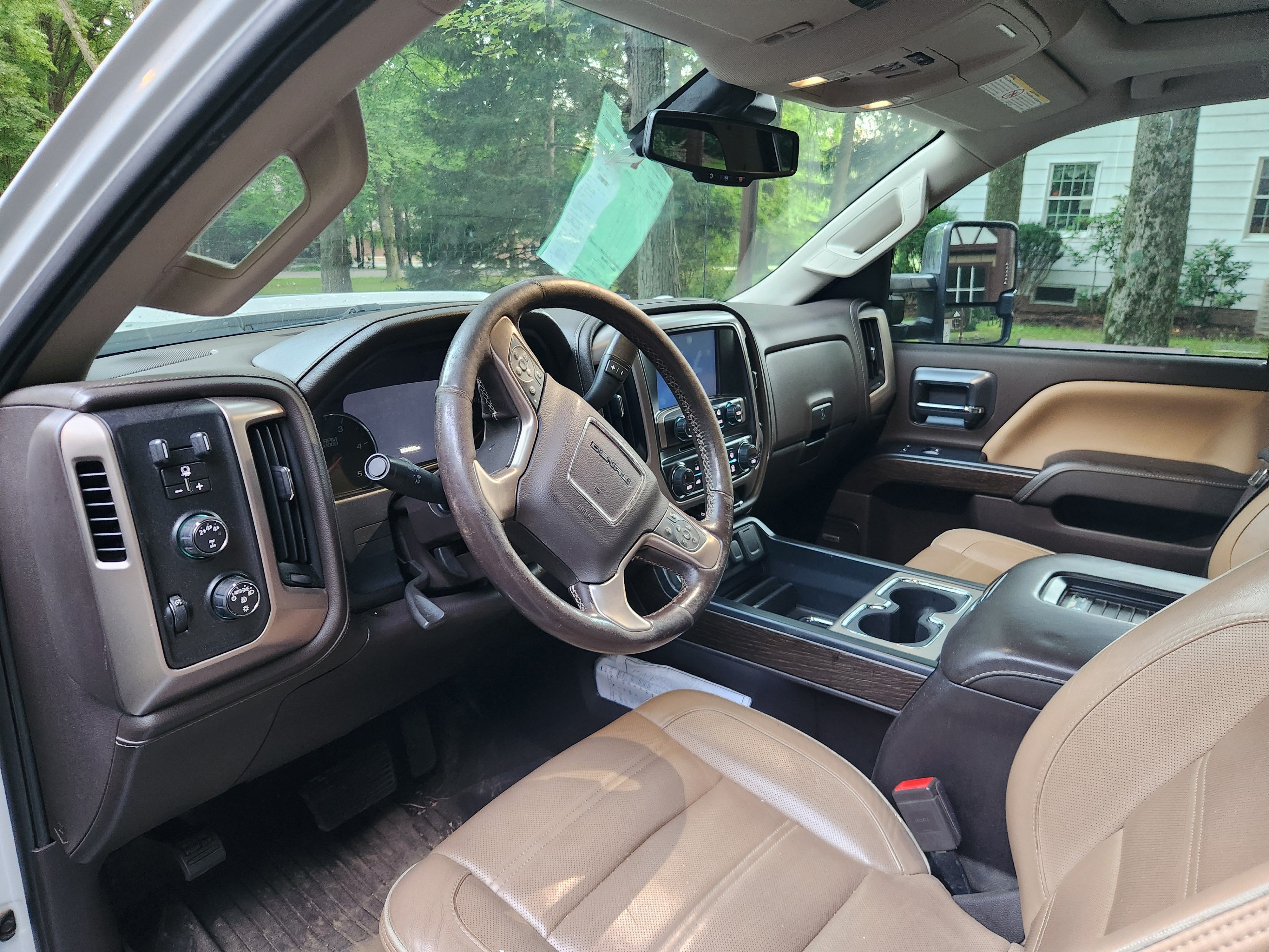 Used 2019 GMC Sierra 2500 Denali AWD/4WD image 9