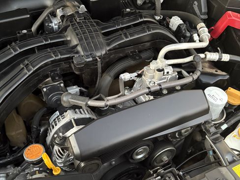 Used 2021 Subaru Crosstrek 2.5i Limited w/ Popular Package #2 image 9