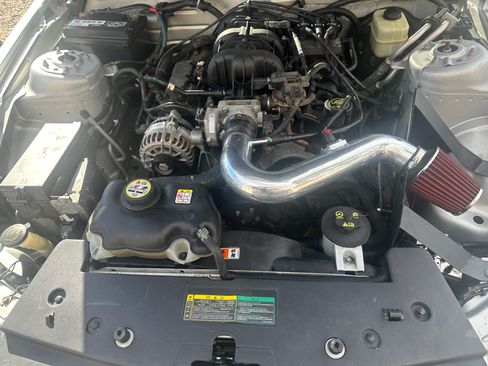 Used 2007 Ford Mustang Premium image 17