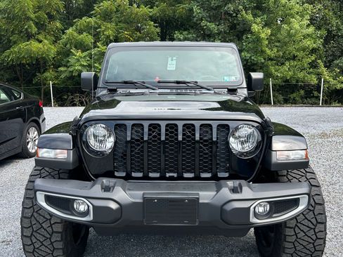 Used 2021 Jeep Gladiator Sport image 1