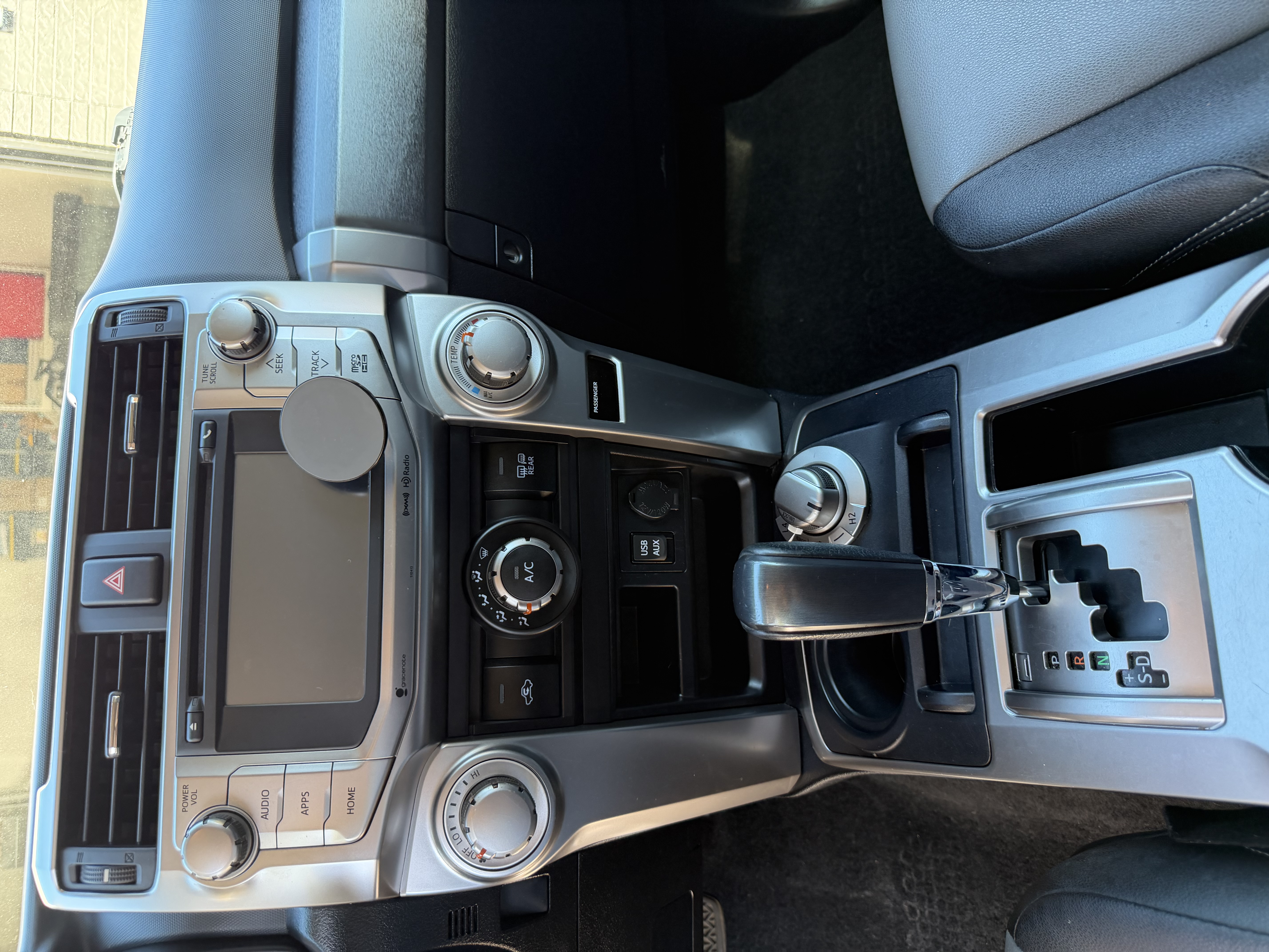 Used 2018 Toyota 4Runner SR5 Premium AWD/4WD image 10