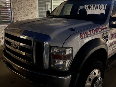 Used 2008 Ford F550 2WD Regular Cab Super Duty image 5