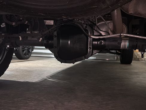 Used 2021 Ford F150 Lariat w/ Equipment Group 502A High image 9