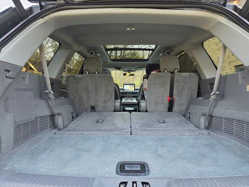 Used 2020 Lincoln Aviator Reserve w/ Equipment Group 202A image 17